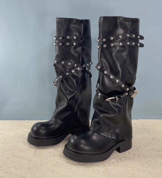 ZOUZIO SWEET PUNK STUDDED PLATFORM WOMEN'S BOOTS