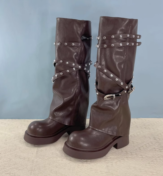 ZOUZIO SWEET PUNK STUDDED PLATFORM WOMEN'S BOOTS