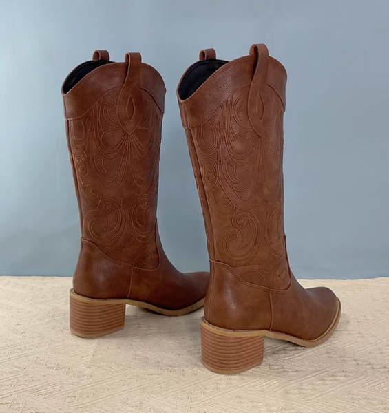 VINTAGE WESTERNER COWGIRLS HIGH HEELED LEATHER BOOTS