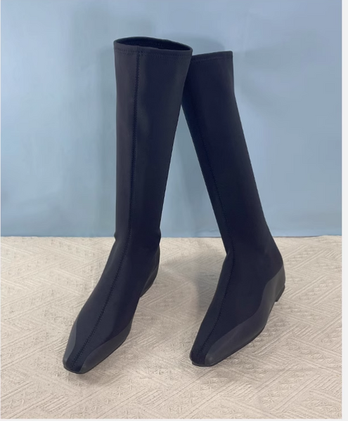 ROXAPE FLAUNT SUPERMODEL KNEE-HIGH BOOTS WITH HIDDEN HEELS