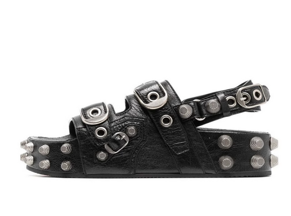 HOLLOW RETRO STYLE CHUNKY SOLE UNISEX SANDAL WITH RIVET