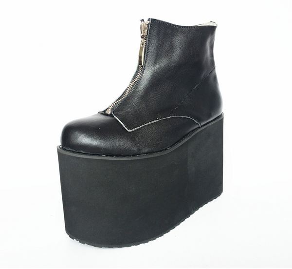 MOMO GOTHIC KAYCE SUPER HIGH HEELED PLATFORM LEATHER BOOTS IN BLACK - boopdo