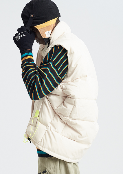 SHOTE SINN HE ON THE EDGE DESIGN TURTLENECK THICK WAISTCOAT - boopdo