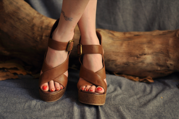ARTMU LEATHER HIGH WEDGE SANDALS IN BROWN - boopdo