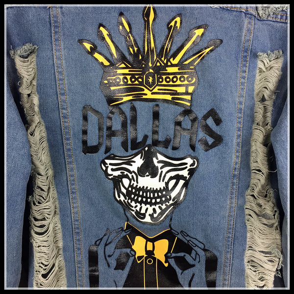 DALLAS ICON CROWN SKULL RIPPED DENIM JEAN JACKET WITH RIVET - boopdo