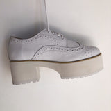 MOMO GOTHIC RETRO DESIGN MID HEELED PLATFORM CASUAL SHOES IN WHITE - boopdo