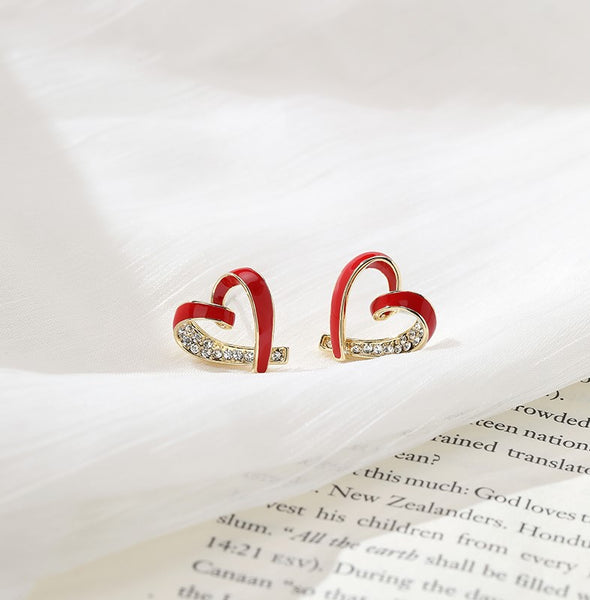 UZL DESIGN GOLD PLATED STUD EARRINGS IN RED HEART - boopdo
