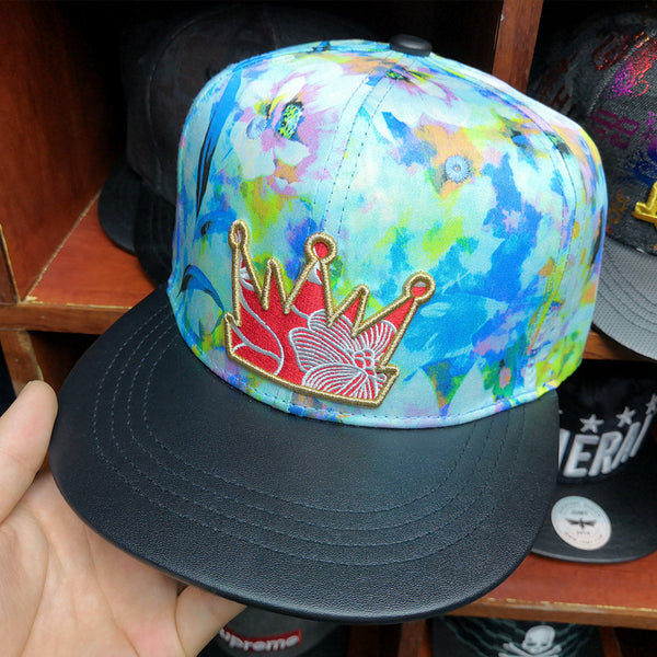 KING CROWN EMBOSSED LOGO SNAP CAPS IN MULTI COLOR - boopdo