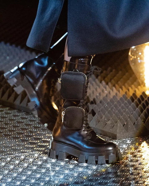 JESSY MARIA BRITISH STYLE CHUNKY PLATFORM LEATHER BOOTS WITH STRAP POCKET IN BLACK - boopdo