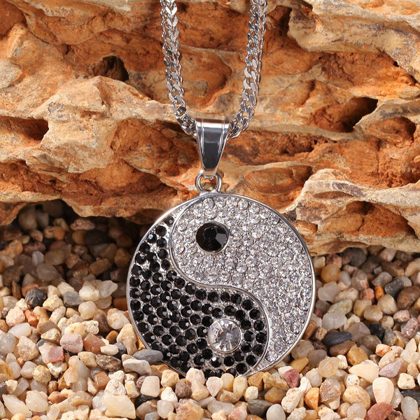 FOOGIE TURF TAI CHI PENDANT NECKLACES - boopdo