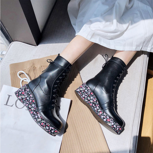 JOSASE JEZ PRONTO LACE UP FLOWER PRINT LEATHER BOOTS IN BLACK - boopdo