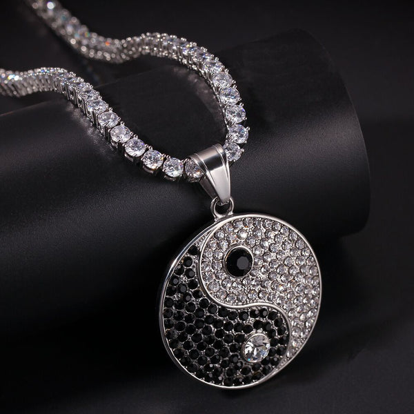 FOOGIE TURF TAI CHI PENDANT NECKLACES - boopdo