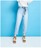ARTKA HIGH RISE MOM JEANS IN LIGHT BLUE - boopdo