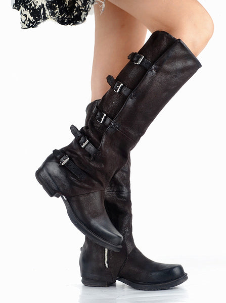 PROVA PERFETTO ROMAN SQUARE TOE KNEE HIGH LEATHER BOOTS IN BLACK - boopdo