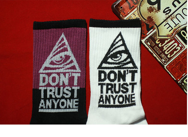 ZWILL UNIQUE SWAG DONT TRUST ANYONE PRINT UNISEX SOCKS - boopdo