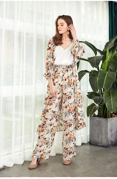 ARTKA LONG SLEEVE OPEN FRONT KIMONO AND MATCHING TROUSERS IN FLORAL PRINT CO ORD - boopdo