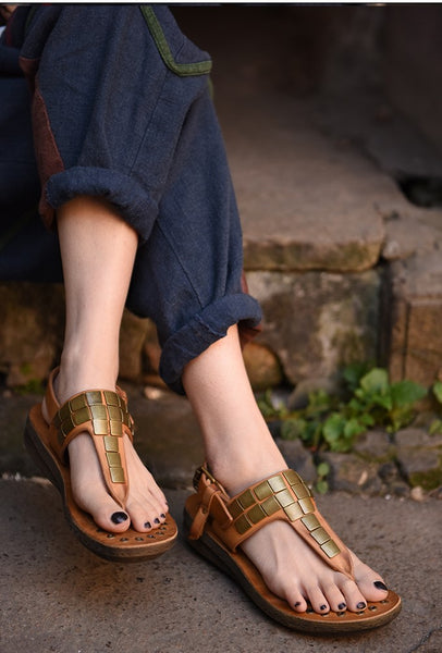 ARTMU EMBELLISHED TOE POST SANDALS IN GREEN AND BROWN - boopdo