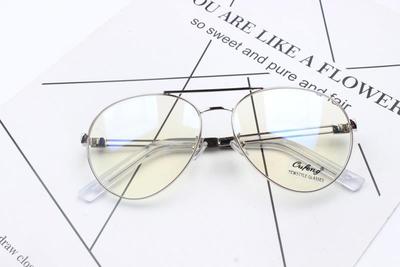 TRANSPARENT FRAME UNISEX DECORATIVE SUNGLASSES - boopdo